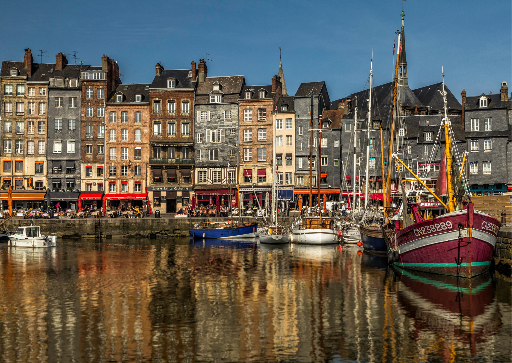 Bateaux dans un port séminaire Normandie